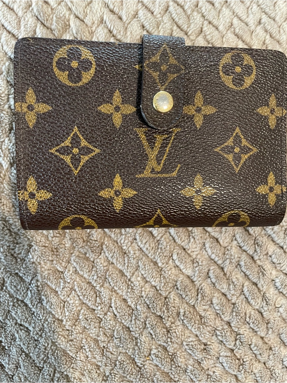 Louis Vuitton Porte-Monnaie Billets Viennois Wallet or French kiss lock wallet